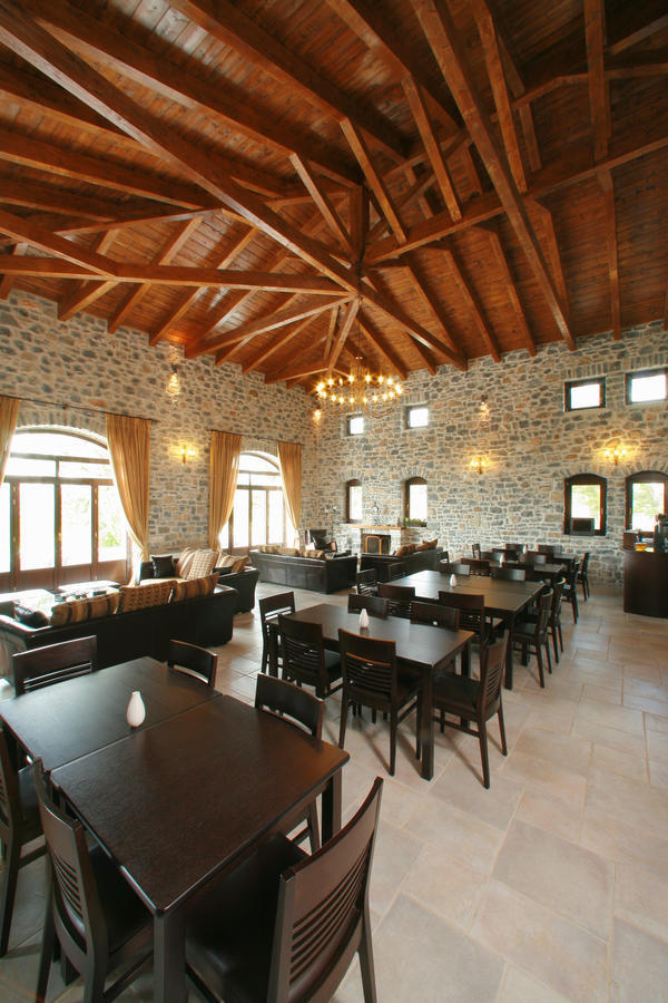 Hotel Arhontiko Parnona Karyes Exterior foto