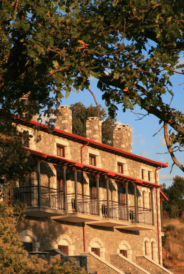 Hotel Arhontiko Parnona Karyes Exterior foto